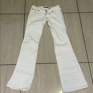 White jean